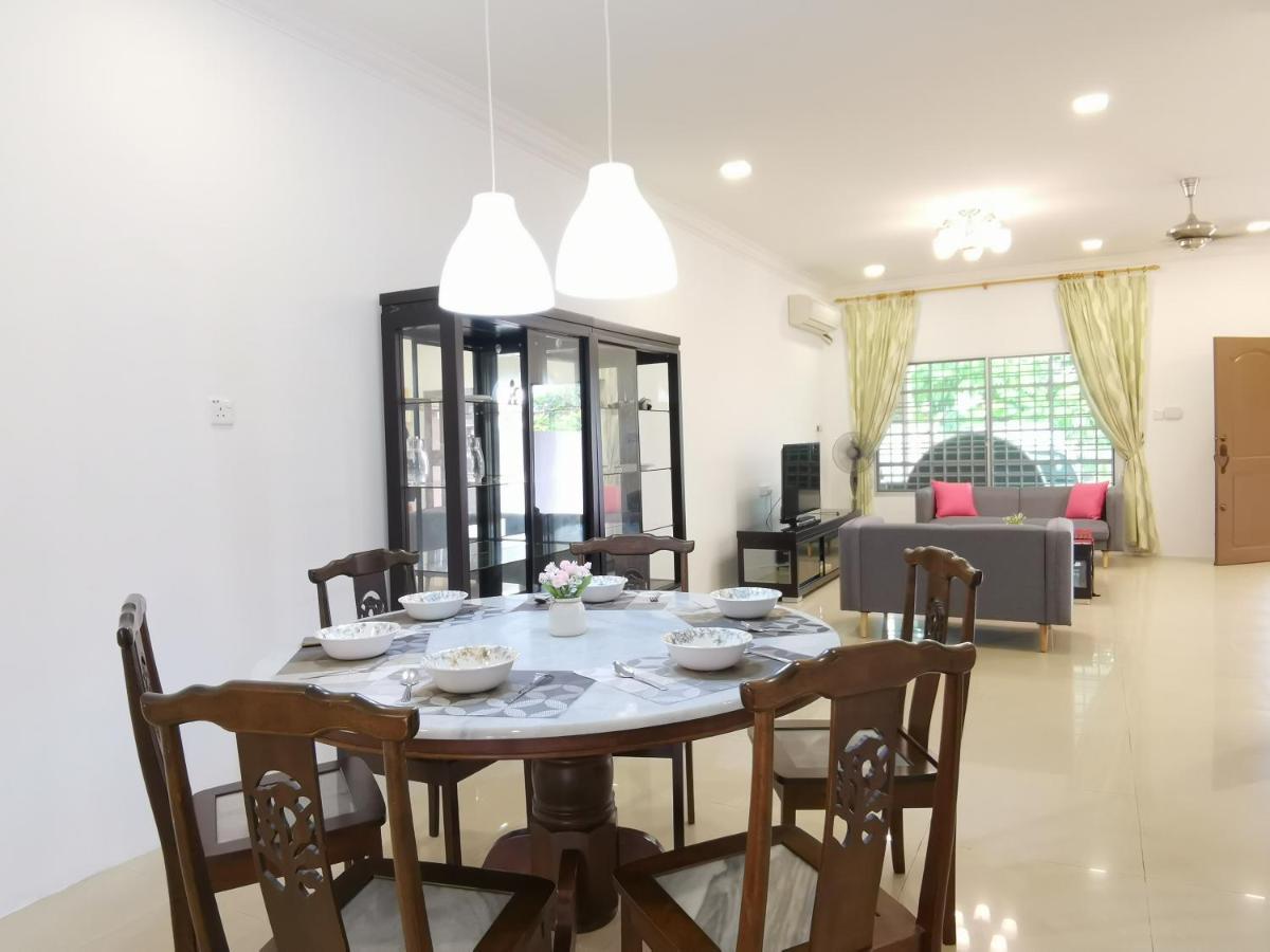 Nansang One Homestay 8Pax 4Rooms シブ エクステリア 写真
