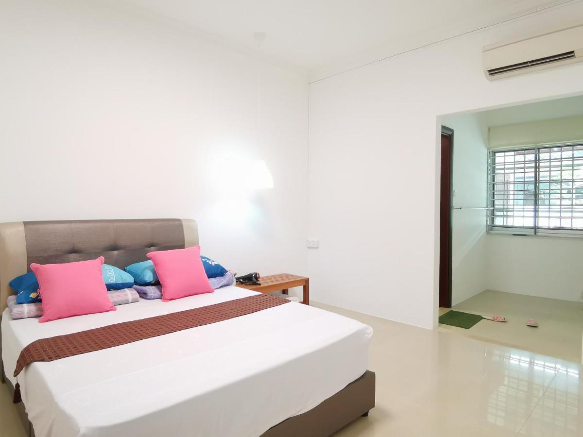 Nansang One Homestay 8Pax 4Rooms シブ エクステリア 写真